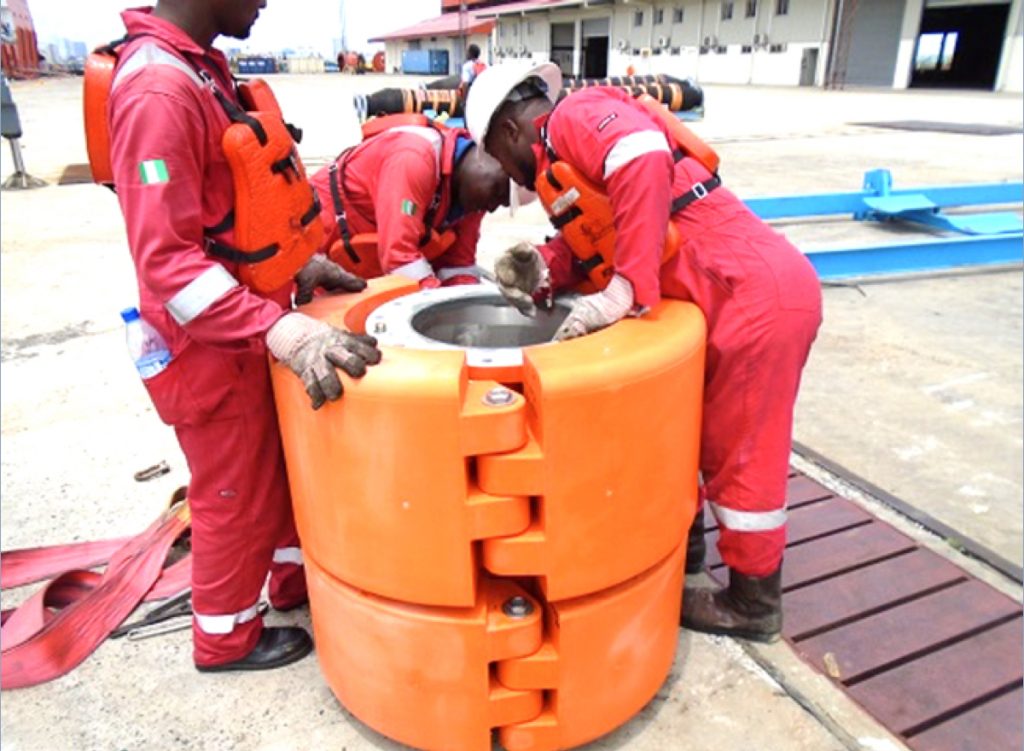 Tandem Floating hose String Assembly and Testing Front Puffin FPSO